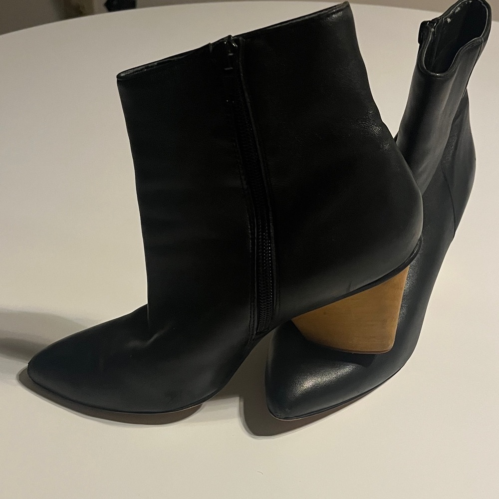 Enzo Angiolini Black Leather Pointed Ankle Boots with Wood Block Heel